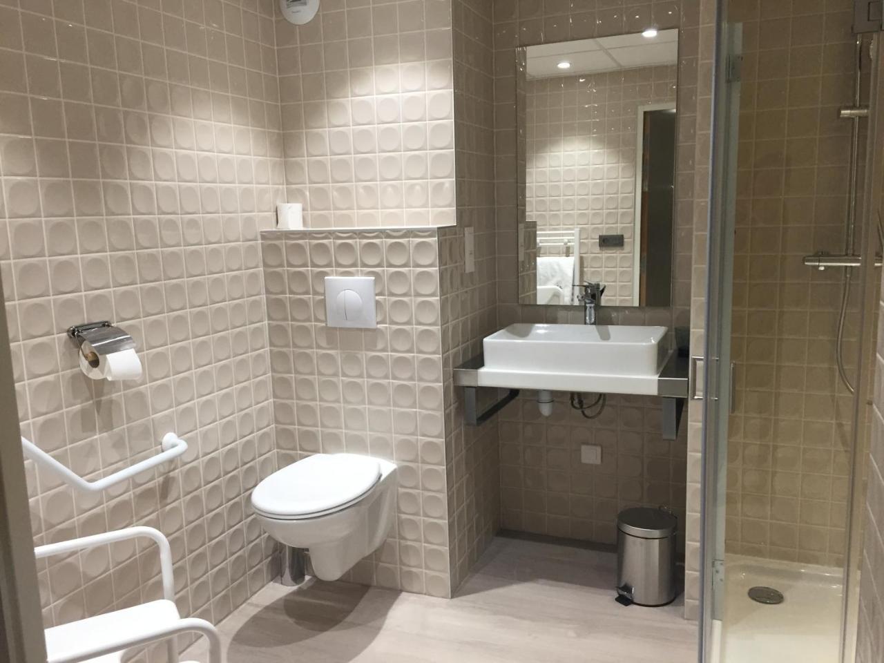 סרן Hotel Les 3 Vallees מראה חיצוני תמונה